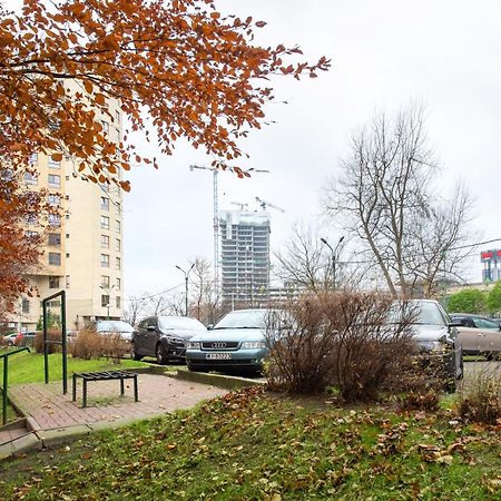 Room, Inflancka 19 Warszawa Exteriör bild